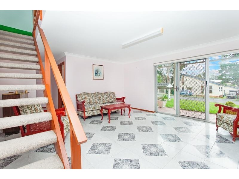 63 Leonard Avenue, Toukley NSW 2263