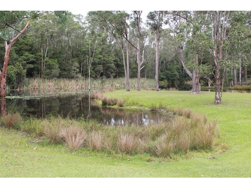1887 Freemans Drive, Freemans Waterhole NSW 2323
