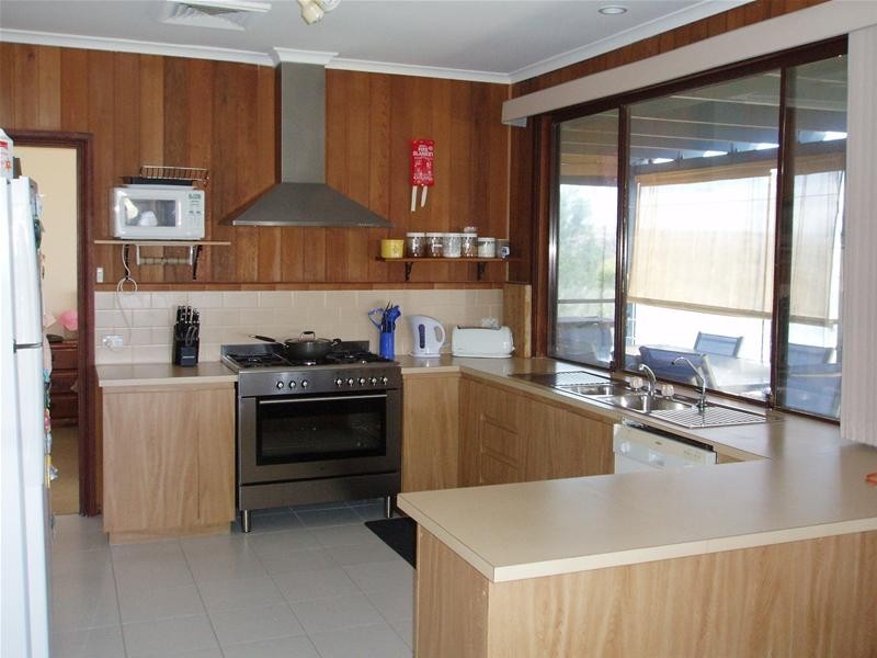 8 Hermanns Landing Road, Nildottie SA 5238