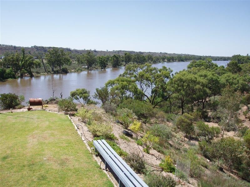 8 Hermanns Landing Road, Nildottie SA 5238