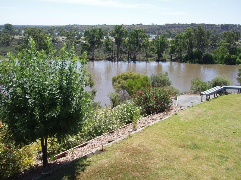 8 Hermanns Landing Road, Nildottie SA 5238