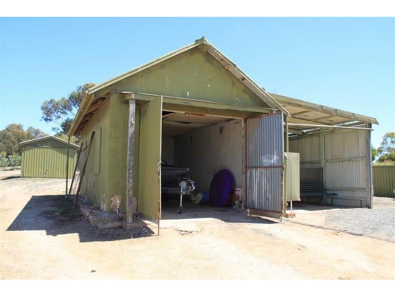 39 Esplanade, Mannum SA 5238