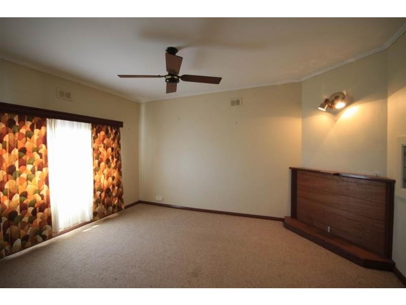 39 Esplanade, Mannum SA 5238