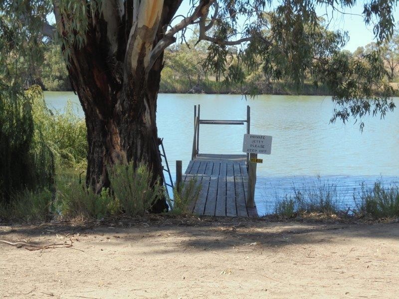 Shack 25 Langs Landing, Swan Reach SA 5354