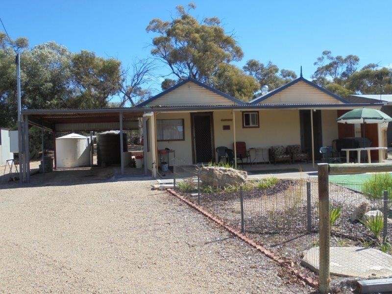 Shack 25 Langs Landing, Swan Reach SA 5354