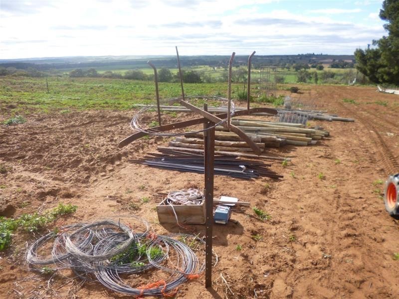 121 Zadow Road, Caloote SA 5254