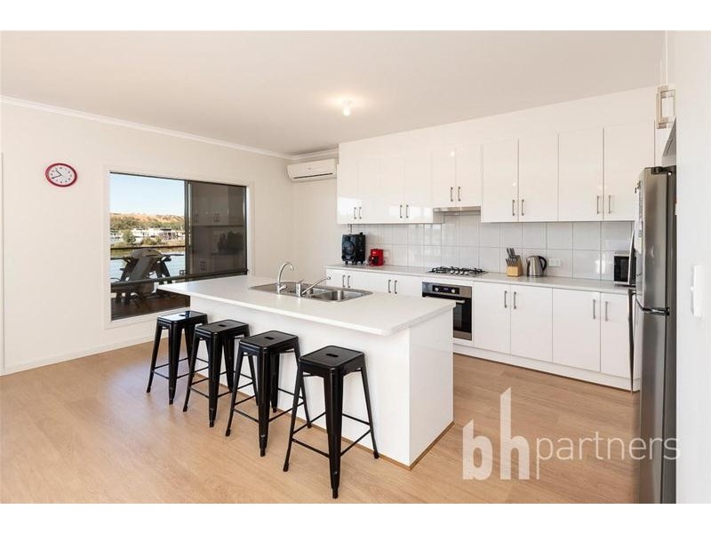 98 Marina Way, Mannum SA 5238