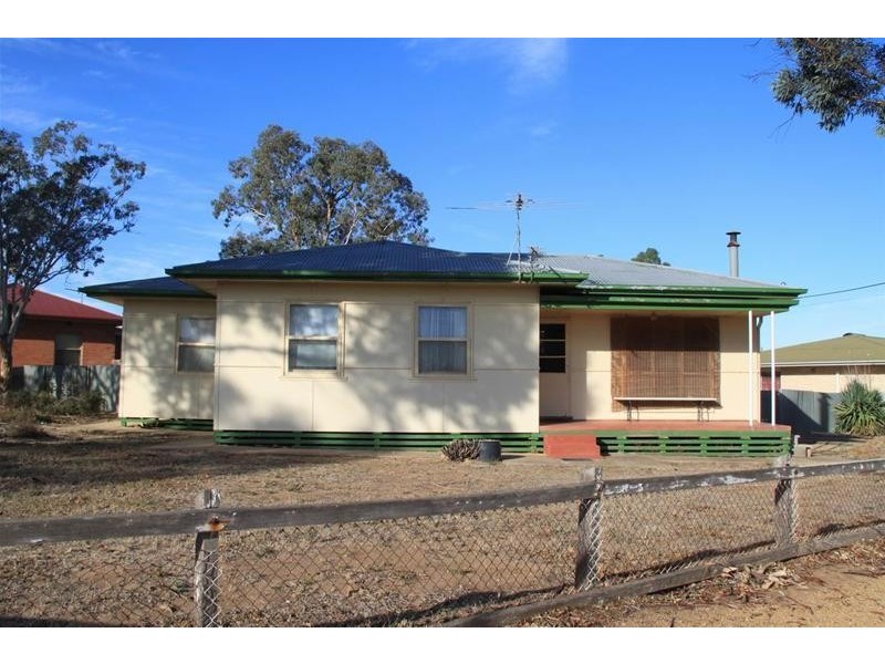 17 Greening Street, Mannum SA 5238