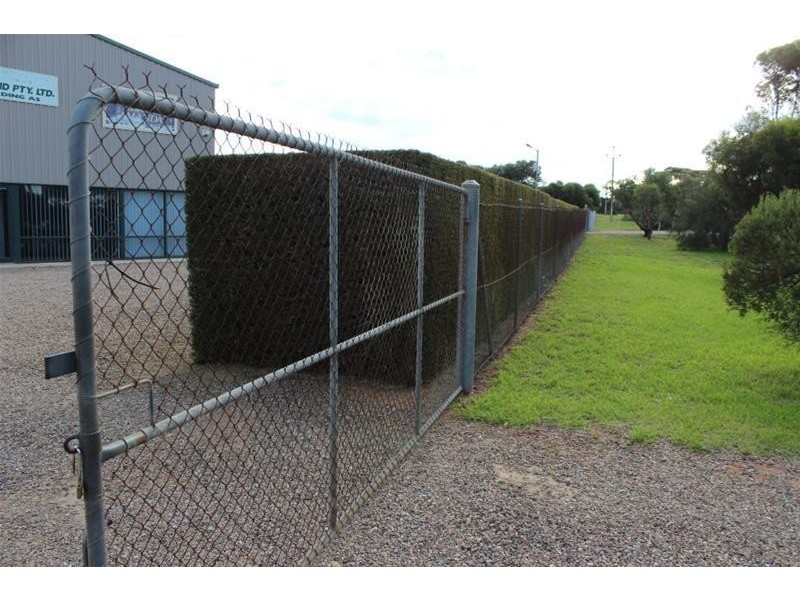 L8 Adelaide Road, Mannum SA 5238