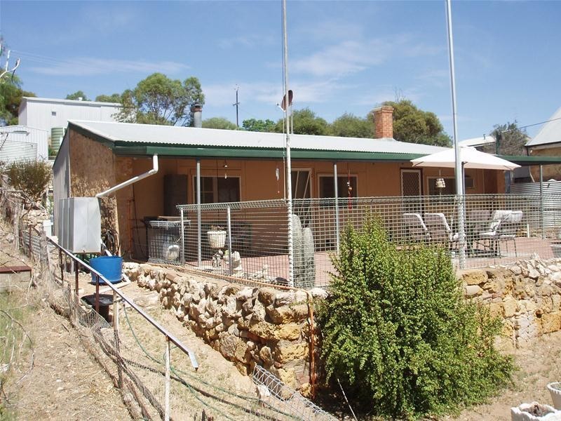 12 Victoria Street, Swan Reach SA 5354