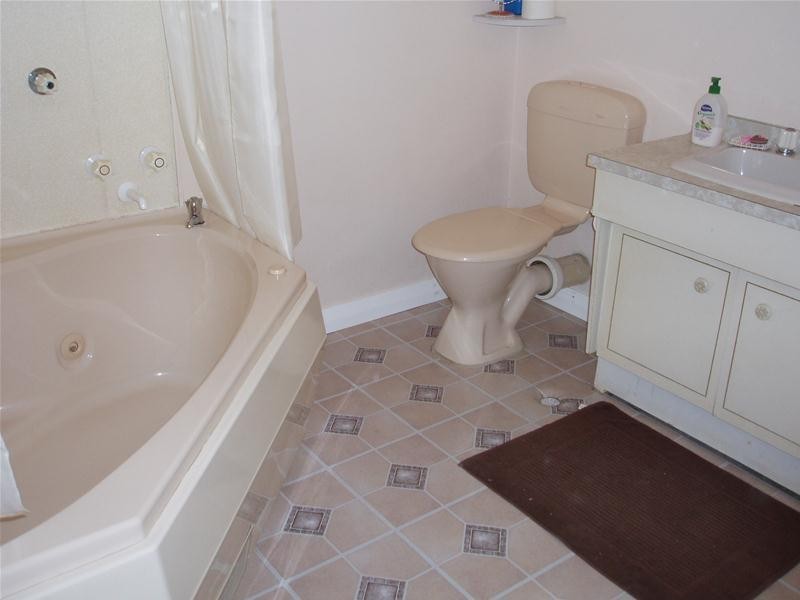 12 Victoria Street, Swan Reach SA 5354