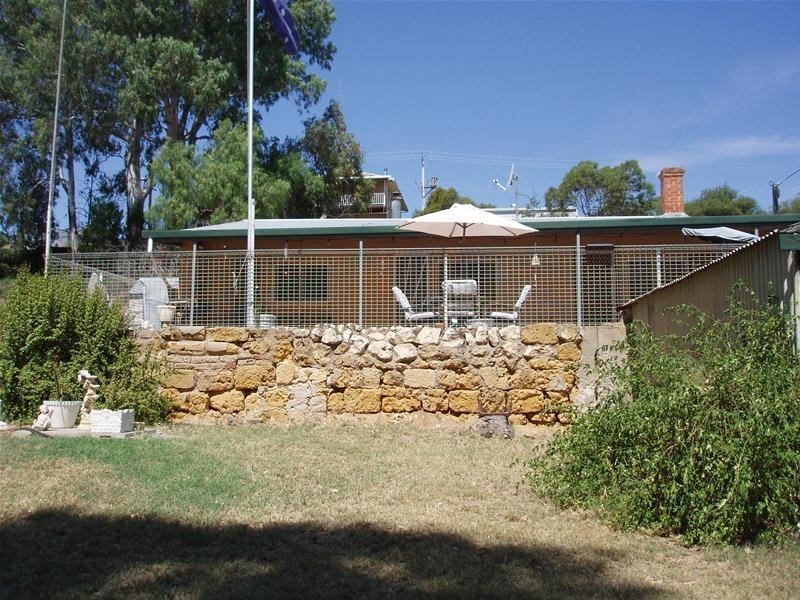12 Victoria Street, Swan Reach SA 5354