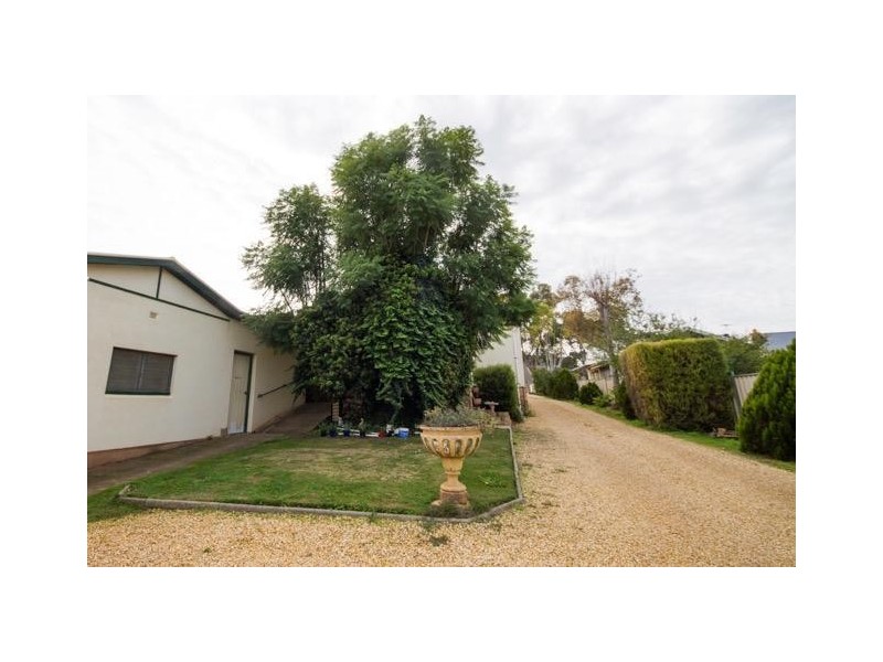 36 Adelaide Road, Mannum SA 5238