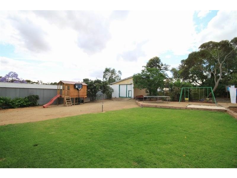 27 Walker Avenue, Mannum SA 5238