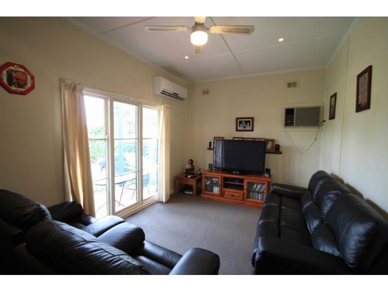 27 Walker Avenue, Mannum SA 5238