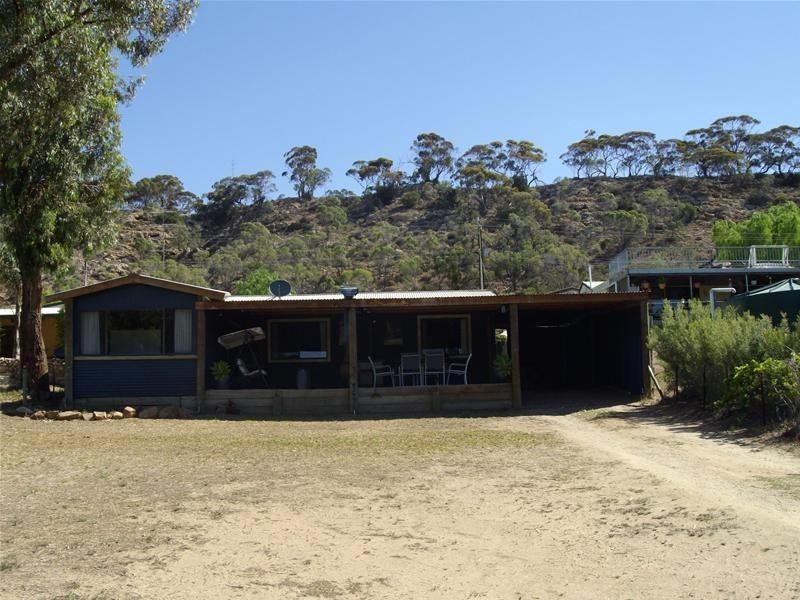 1496 East Front Road, Younghusband SA 5238
