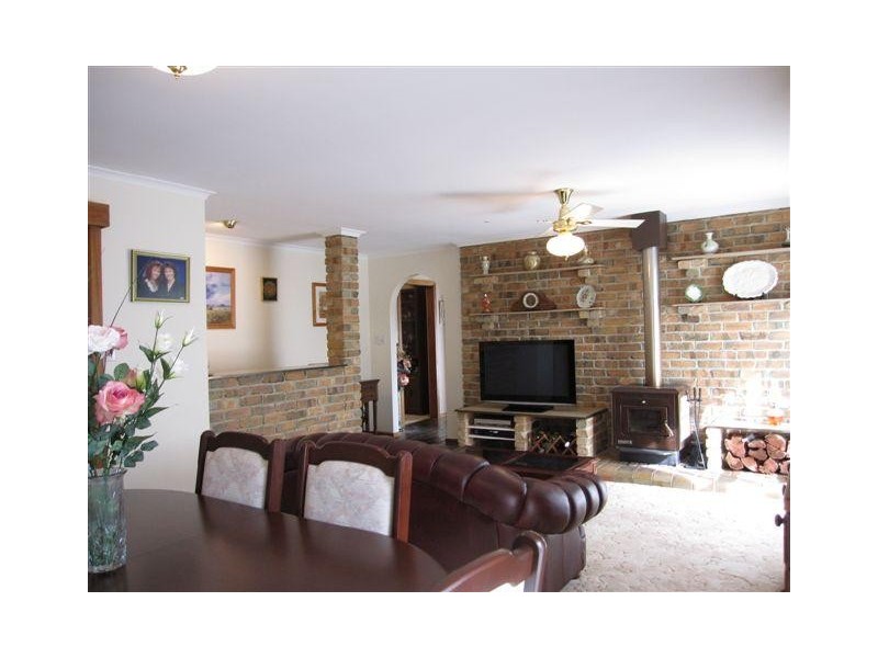 3 Blumel Road, Birdwood SA 5234