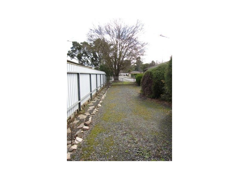 3 Blumel Road, Birdwood SA 5234