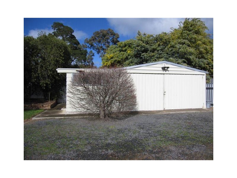 3 Blumel Road, Birdwood SA 5234