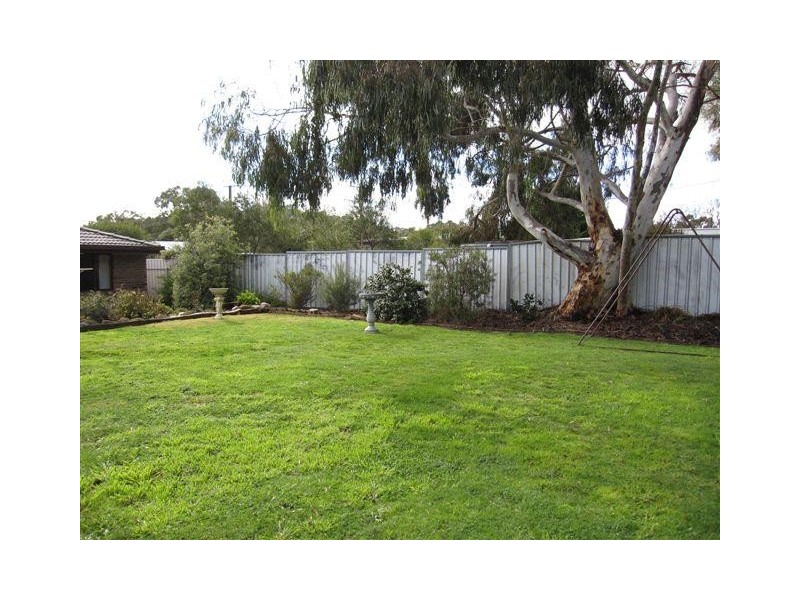 3 Blumel Road, Birdwood SA 5234