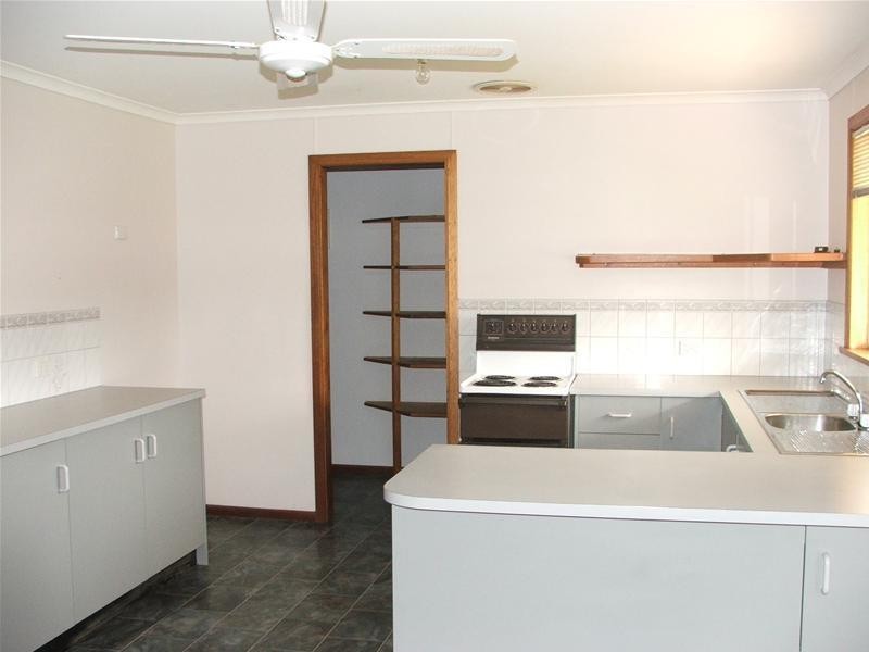 7834 Murraylands Road, Black Hill SA 5353