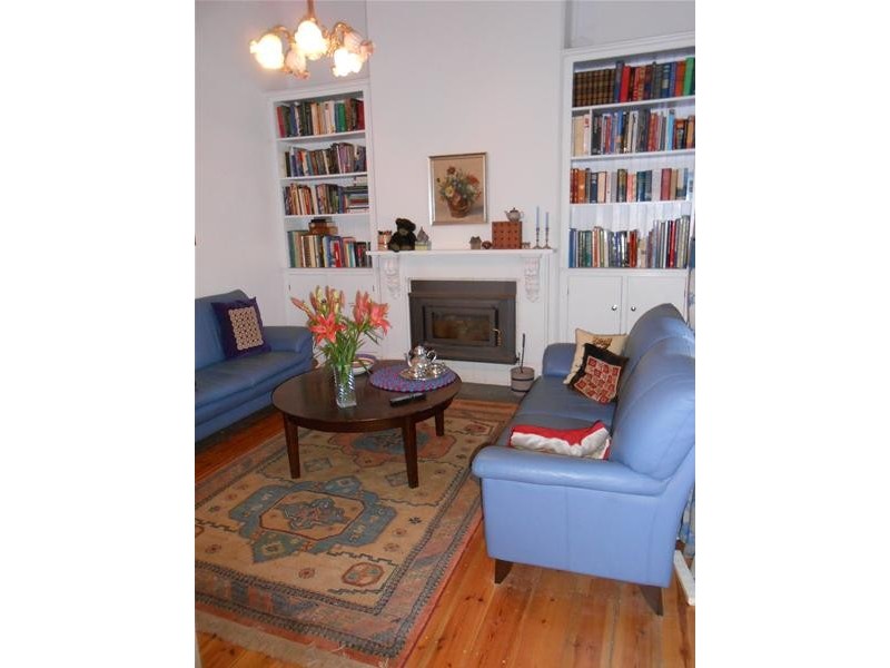 17 Main Road, Palmer SA 5237