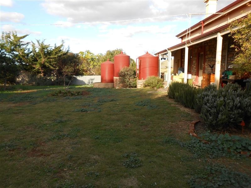 17 Main Road, Palmer SA 5237