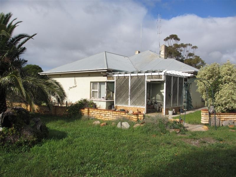 ‘PineCrest’ 335 Schubert Road, Cambrai SA 5353