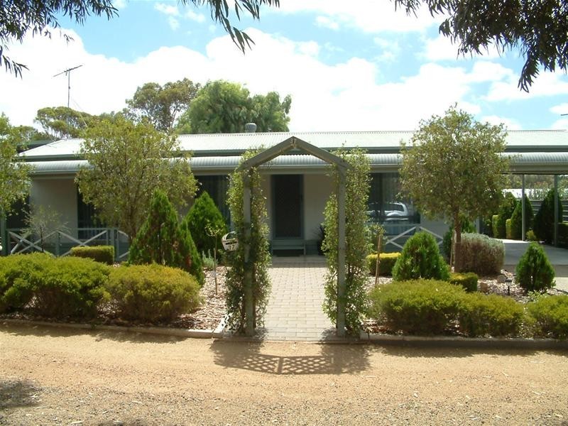 37 Berryman Avenue, Mannum SA 5238