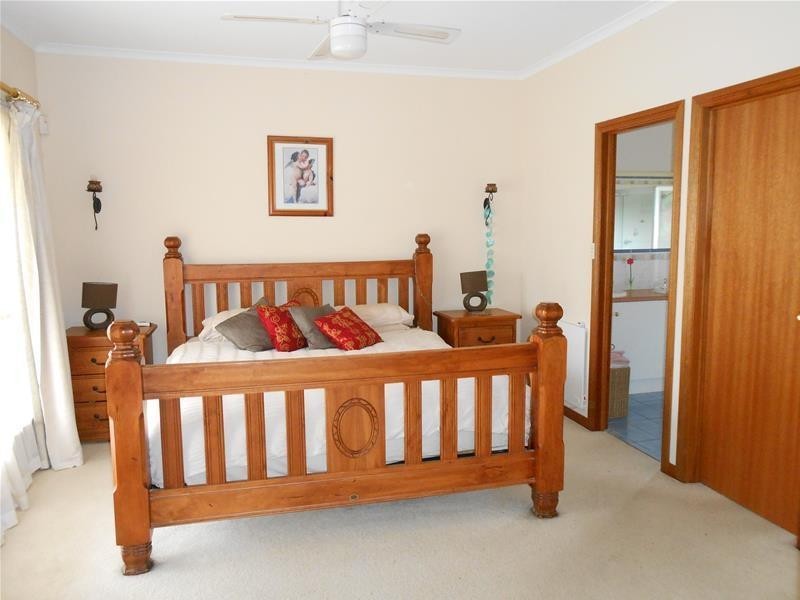 46 Jacaranda Drive, Woodside SA 5244