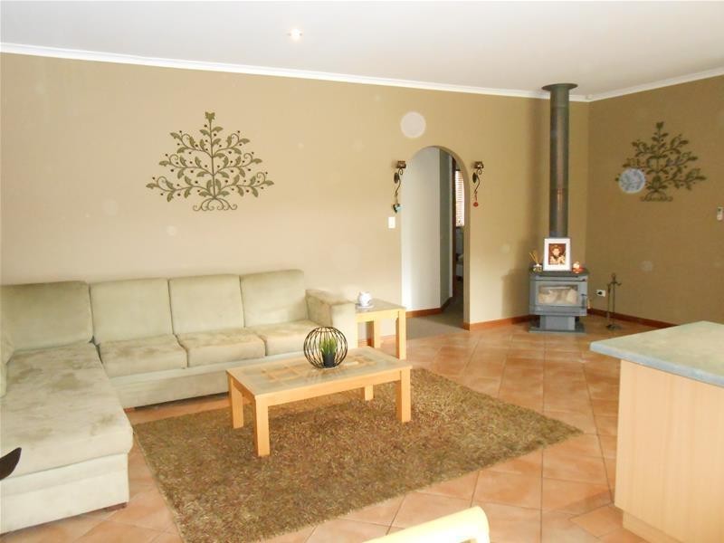 46 Jacaranda Drive, Woodside SA 5244