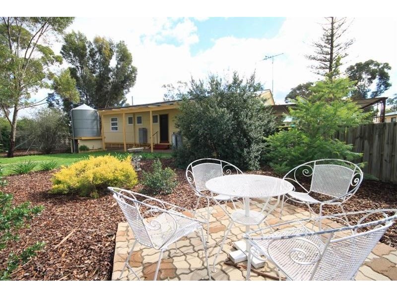 18 Greening Street, Mannum SA 5238