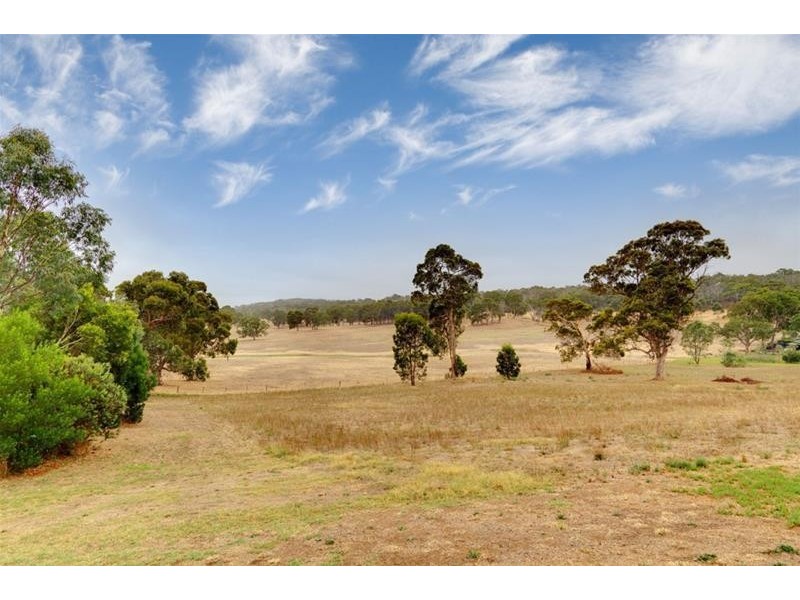 26 Jacaranda Drive, Woodside SA 5244