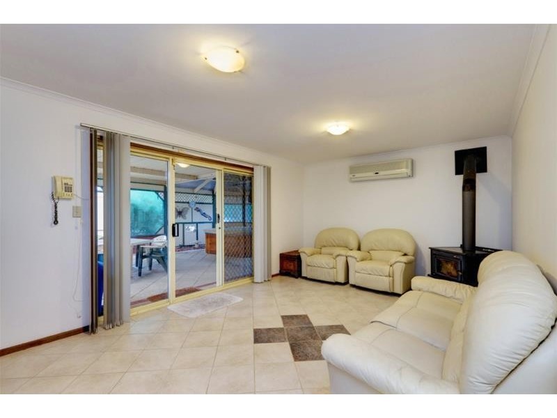 26 Jacaranda Drive, Woodside SA 5244