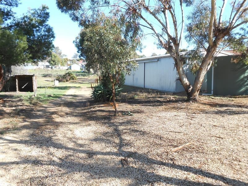 36 Adelaide Road, Mannum SA 5238