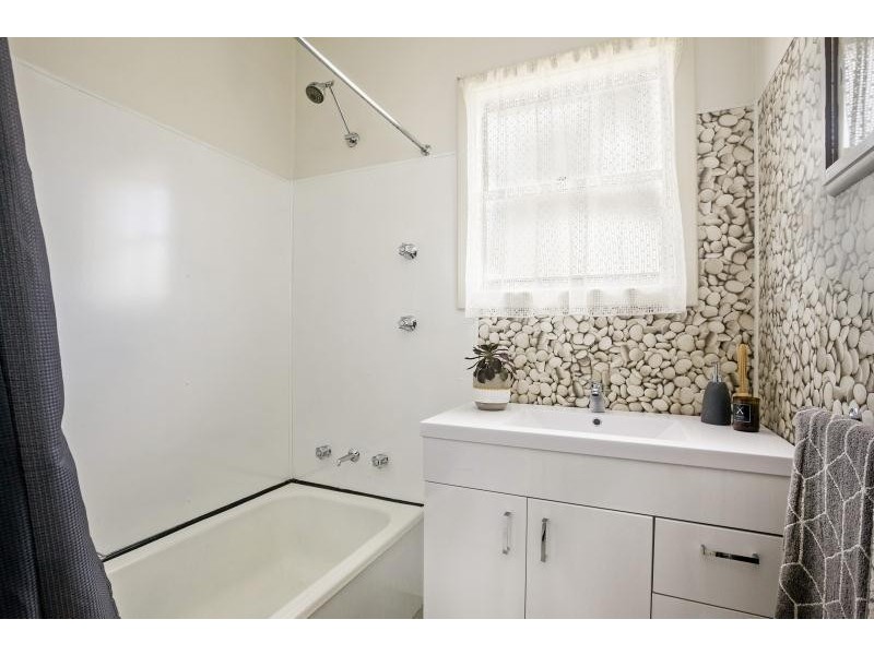 26 Charles Street, Mannum SA 5238