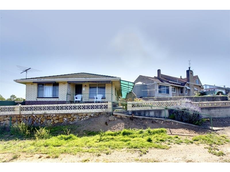 15 & 15A Esmerelda Street, Mannum SA 5238