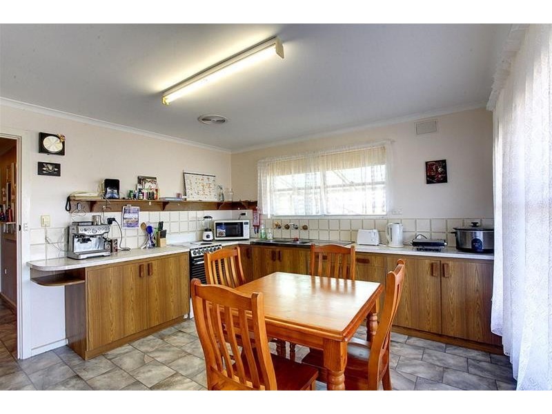 15 & 15A Esmerelda Street, Mannum SA 5238