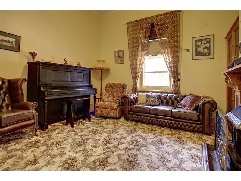 99 Cliff Street, Mannum SA 5238