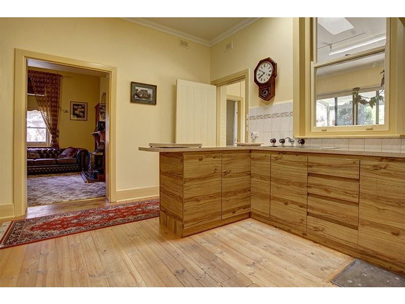 99 Cliff Street, Mannum SA 5238