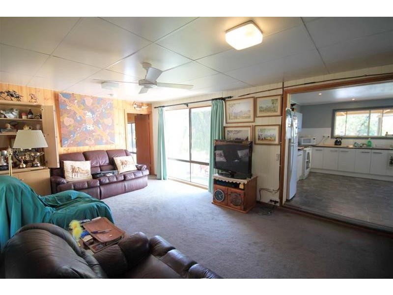 11 Khancoban Place, Younghusband SA 5238