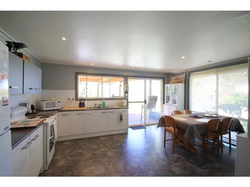 11 Khancoban Place, Younghusband SA 5238