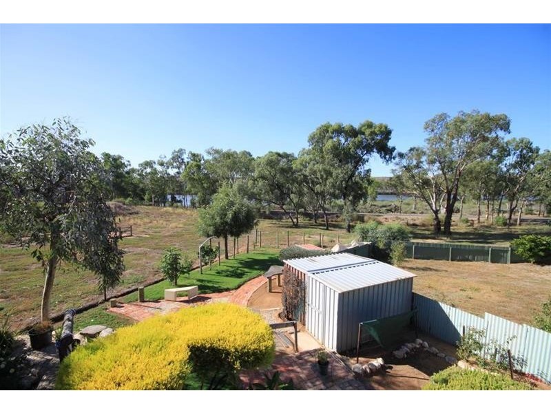 11 Khancoban Place, Younghusband SA 5238