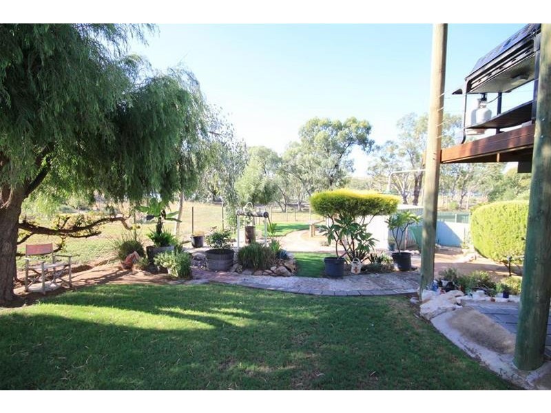 11 Khancoban Place, Younghusband SA 5238