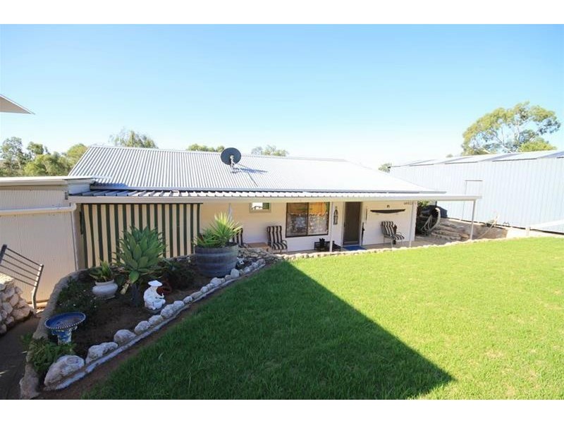 11 Khancoban Place, Younghusband SA 5238
