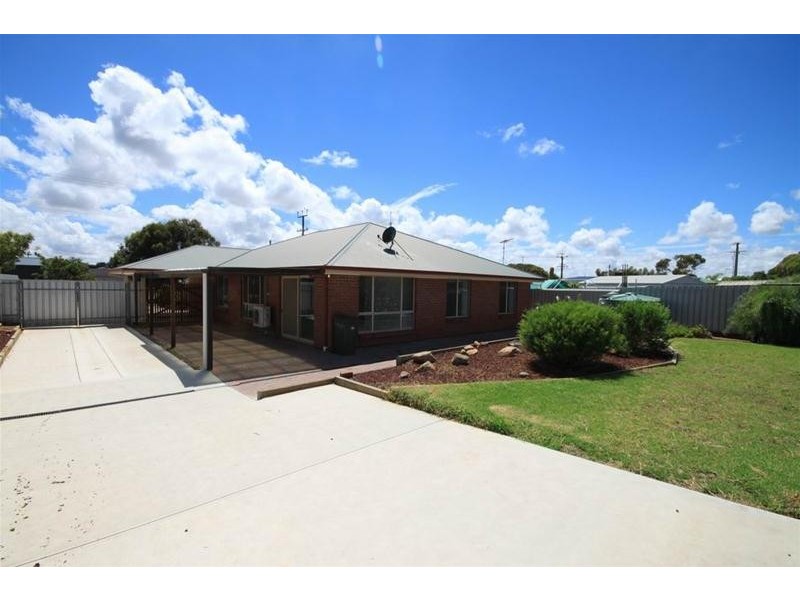 6 Charles Street, Mannum SA 5238