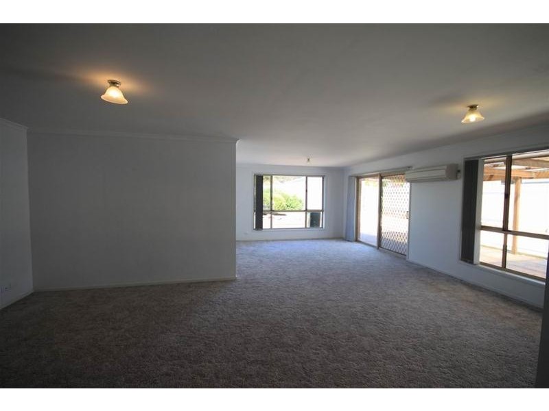 6 Charles Street, Mannum SA 5238