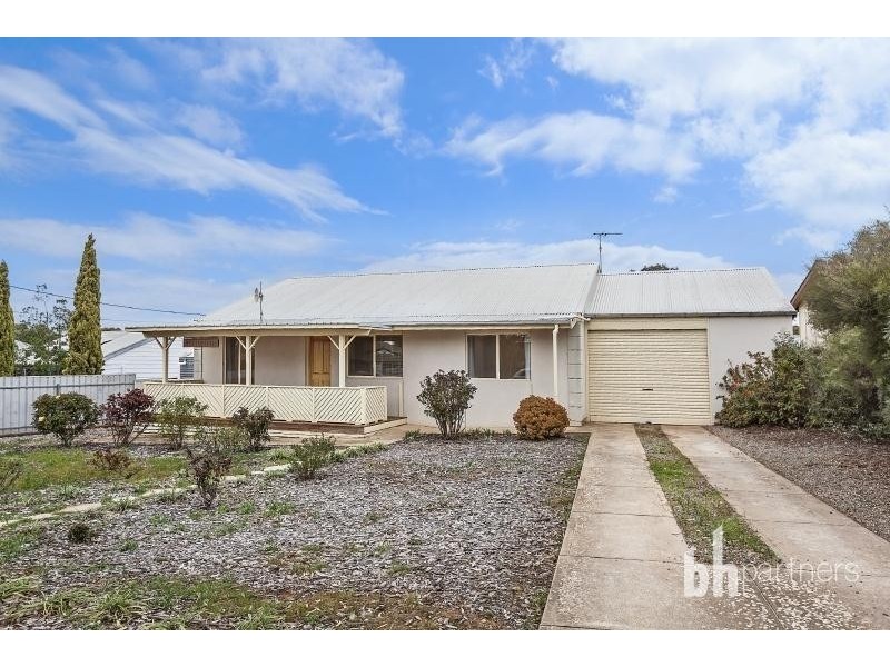 10 Charles Street, Mannum SA 5238
