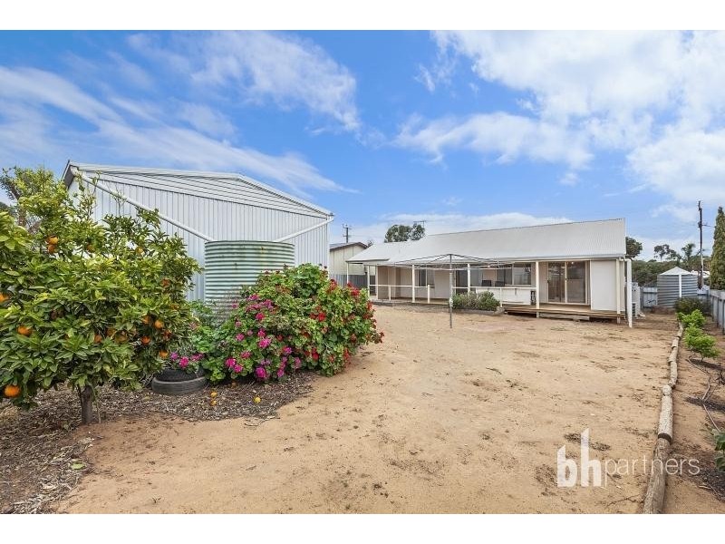 10 Charles Street, Mannum SA 5238