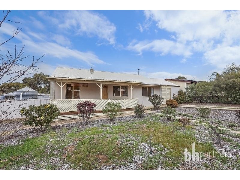 10 Charles Street, Mannum SA 5238